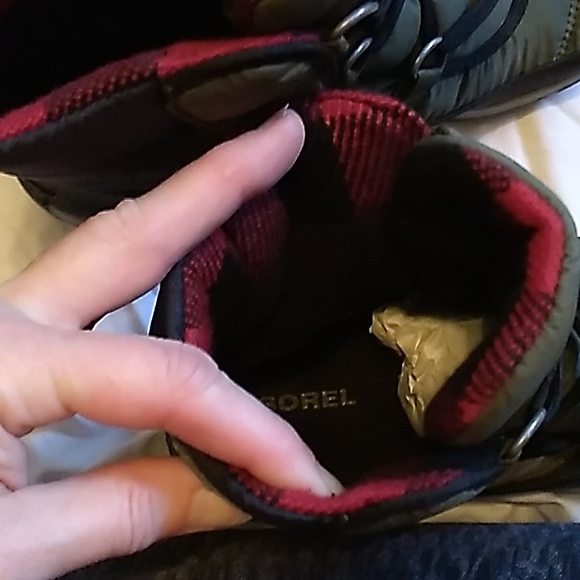 NIB Women's Sorel Whitney Short Lace Green boots size 6 - Picture 7 of 11